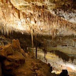 Cueva de Llamazares